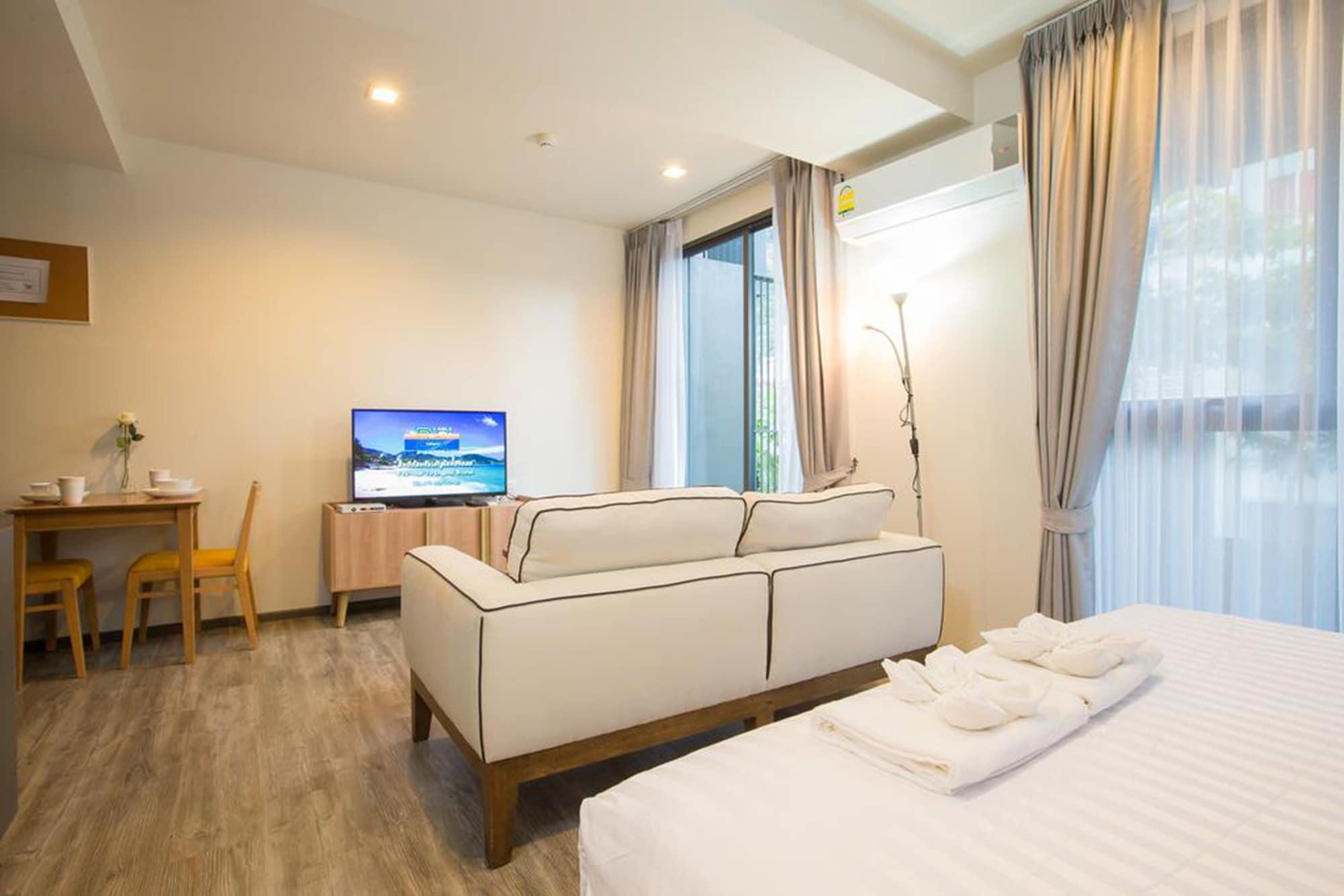 The Deck Condo Patong By Vip Exterior foto
